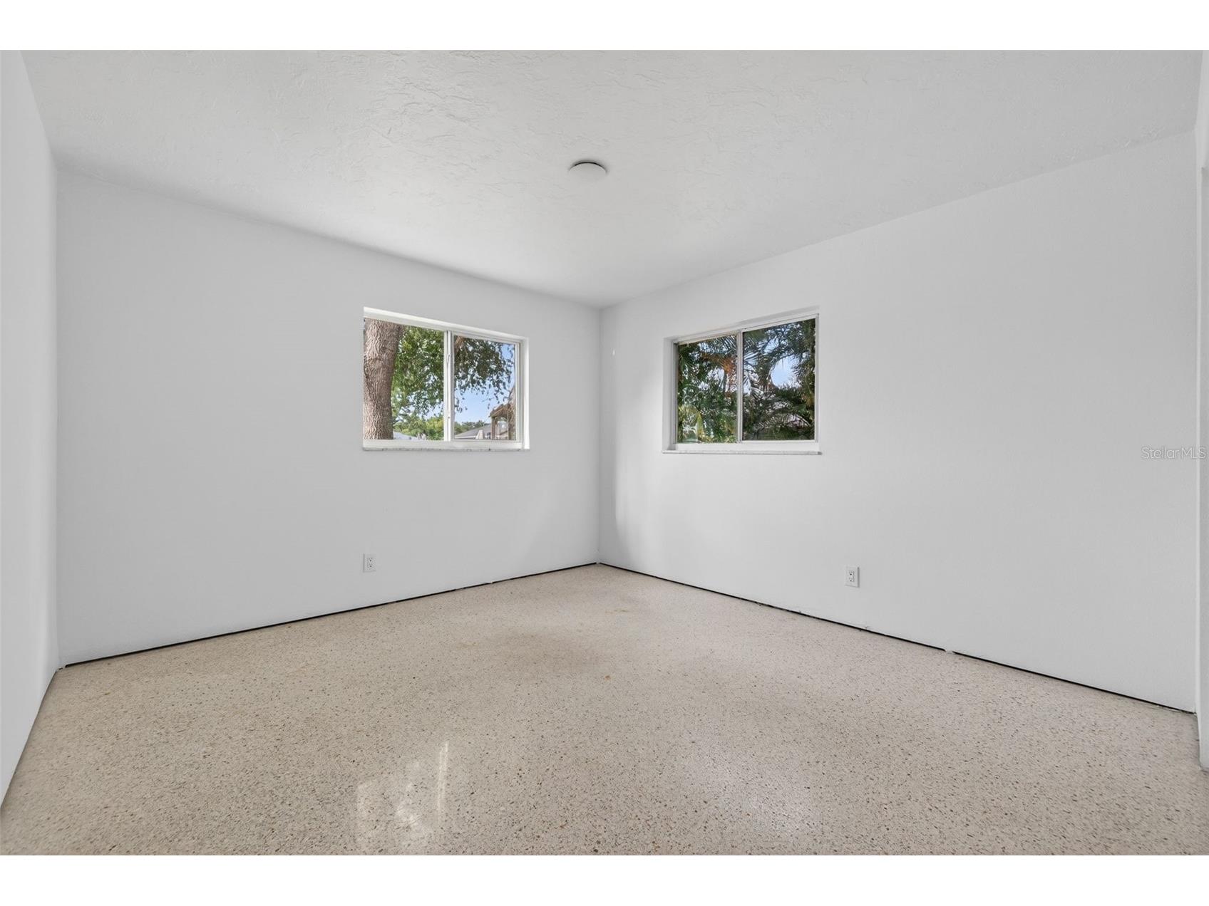 5200 14th Street NE Saint Petersburg FL 33703 TB8498329 image24