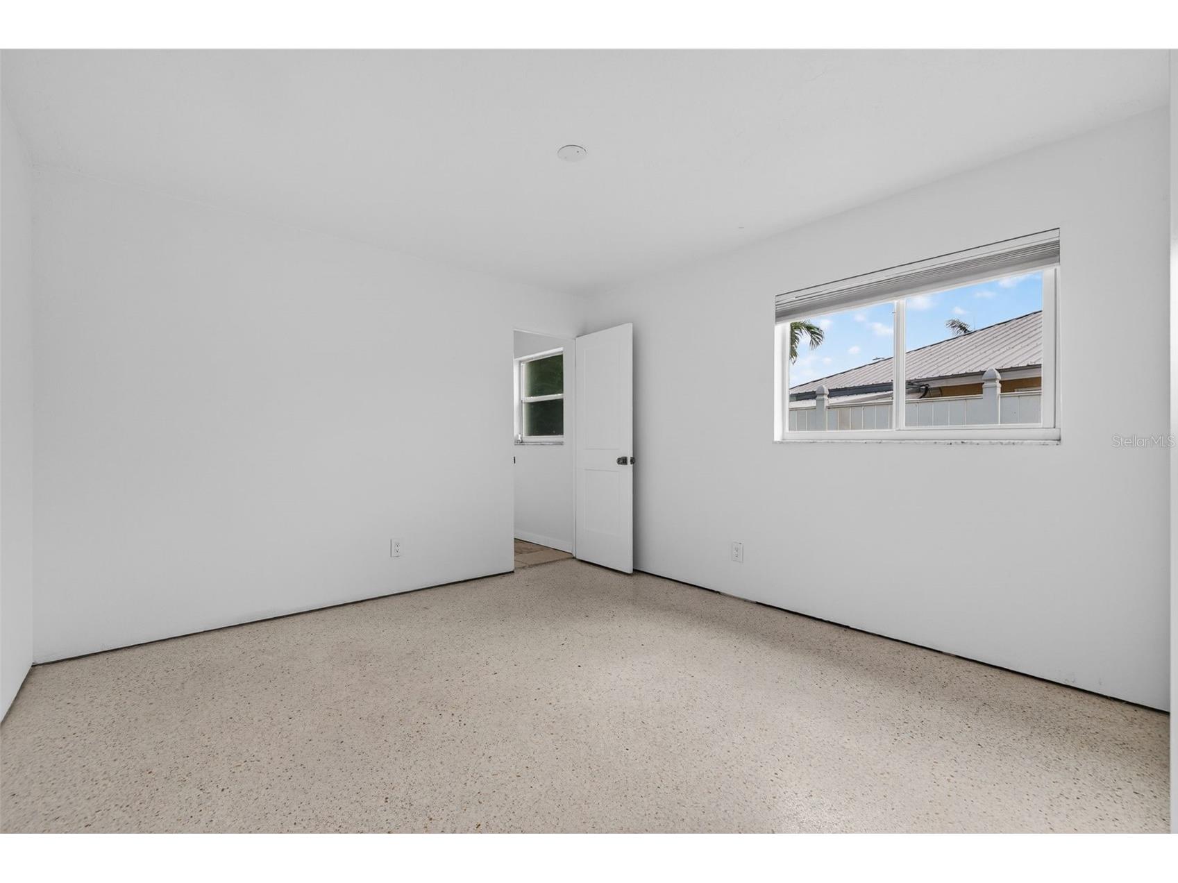 5200 14th Street NE Saint Petersburg FL 33703 TB8498329 image27