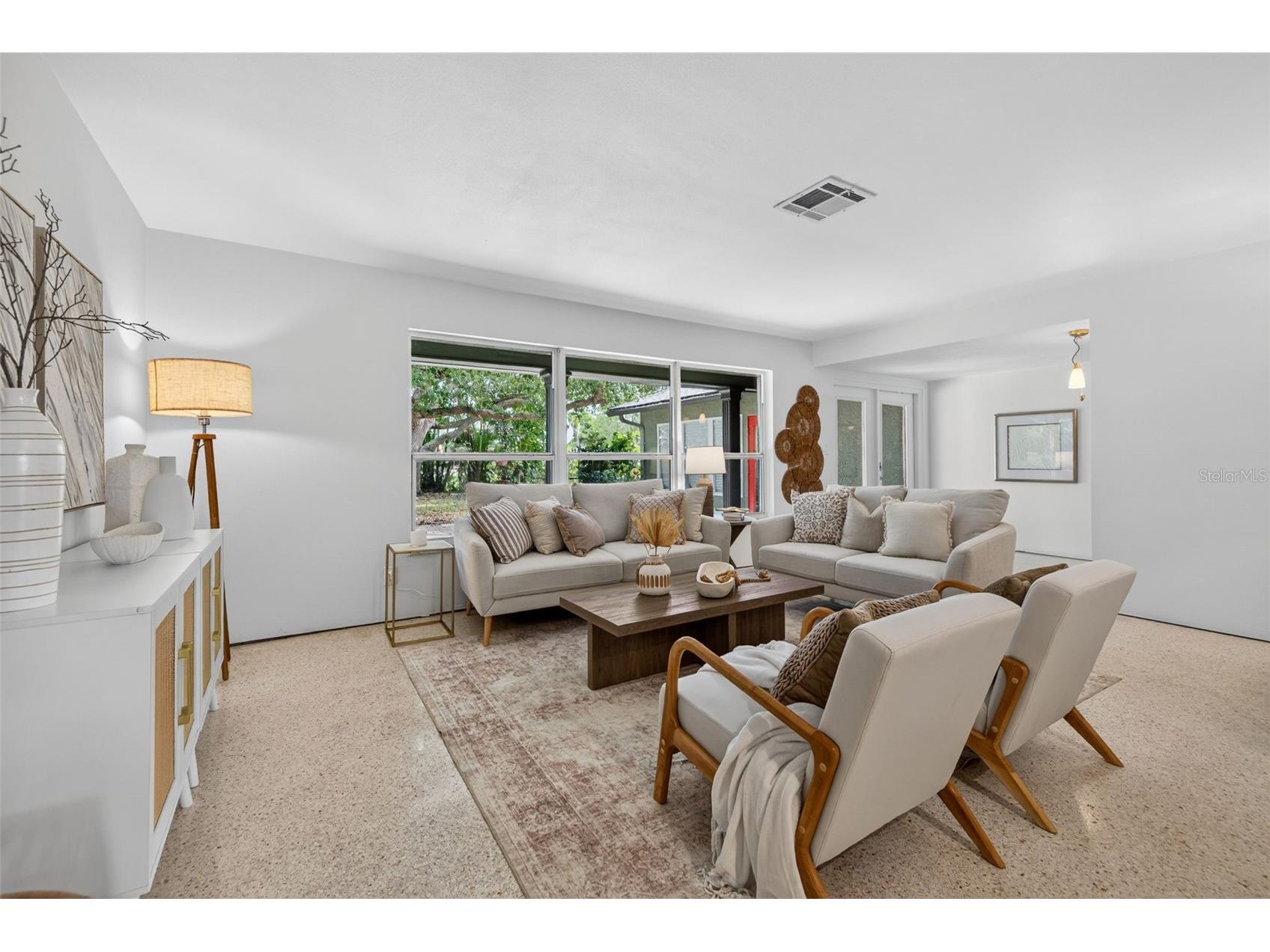 5200 14th Street NE Saint Petersburg FL 33703 TB8498329 image9