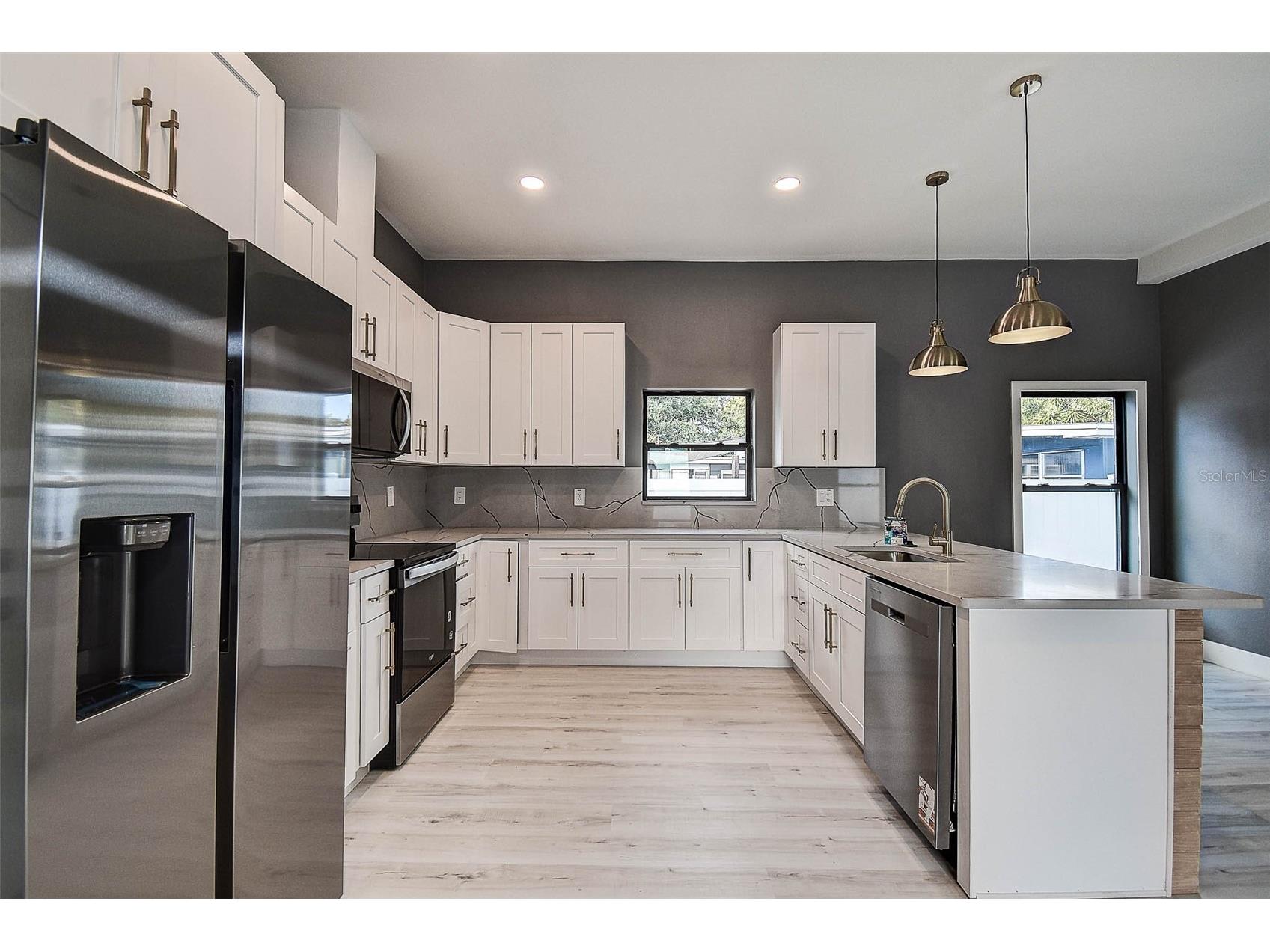 5200 7th Avenue N Saint Petersburg FL 33710 TB8443080 image14