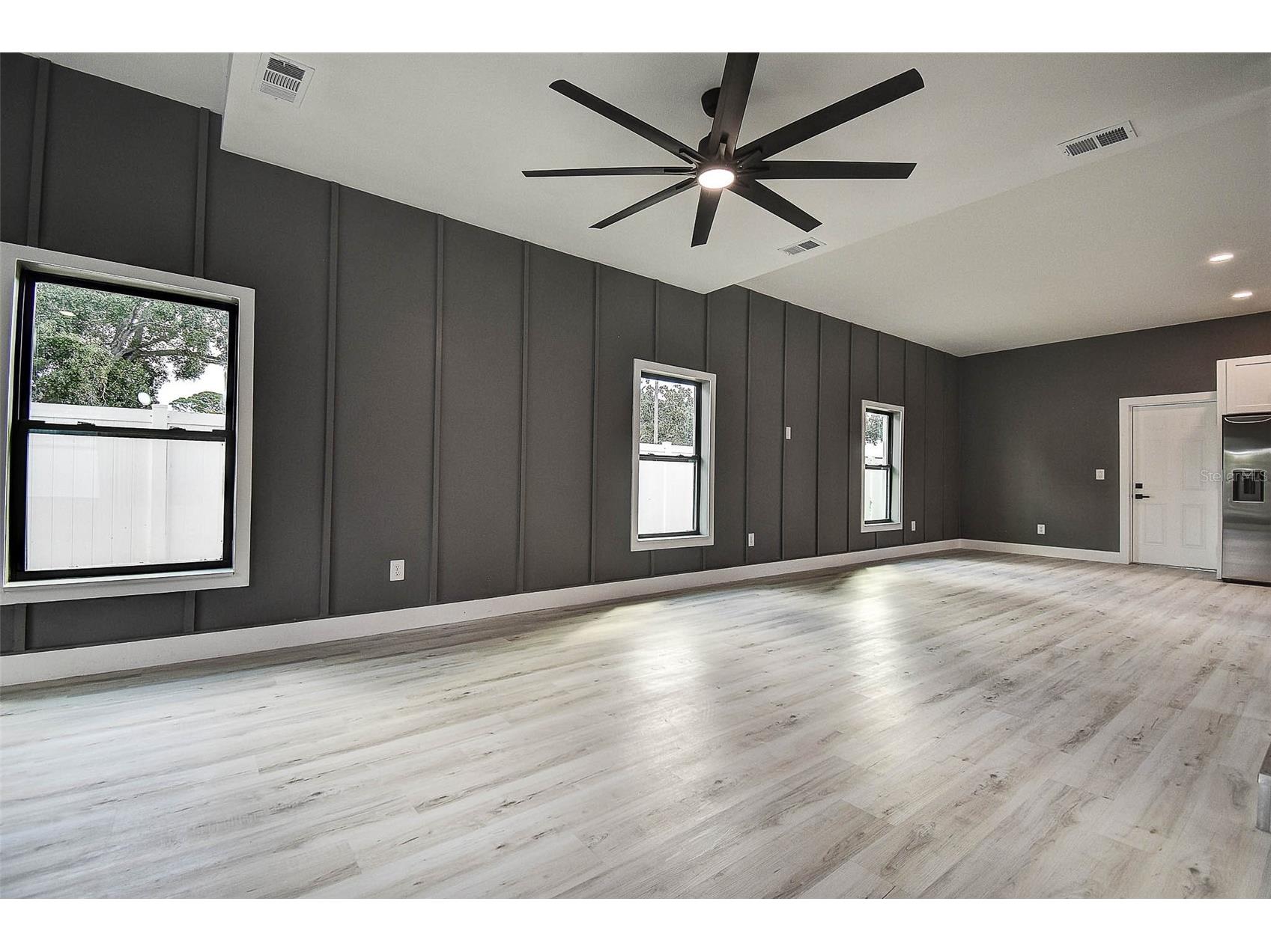 5200 7th Avenue N Saint Petersburg FL 33710 TB8443080 image9