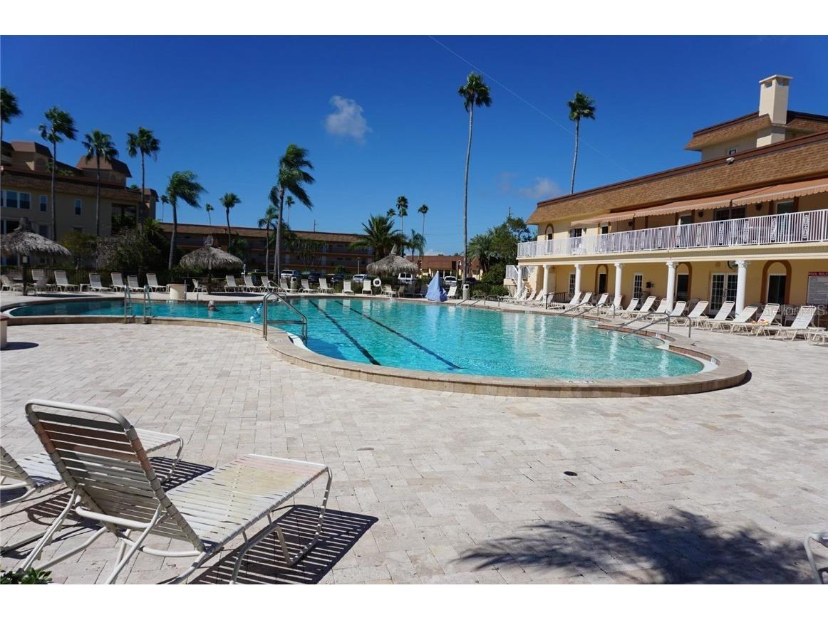 5200 Brittany Dr. S #1510 Saint Petersburg FL 33715 TB8461913 image38