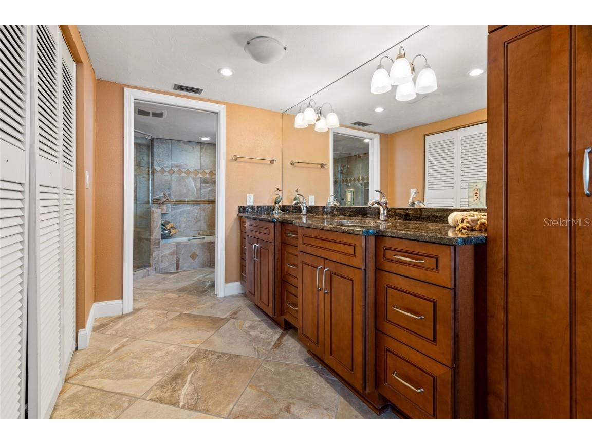 5200 Brittany Drive S #1202 Saint Petersburg FL 33715 TB8313152 image14