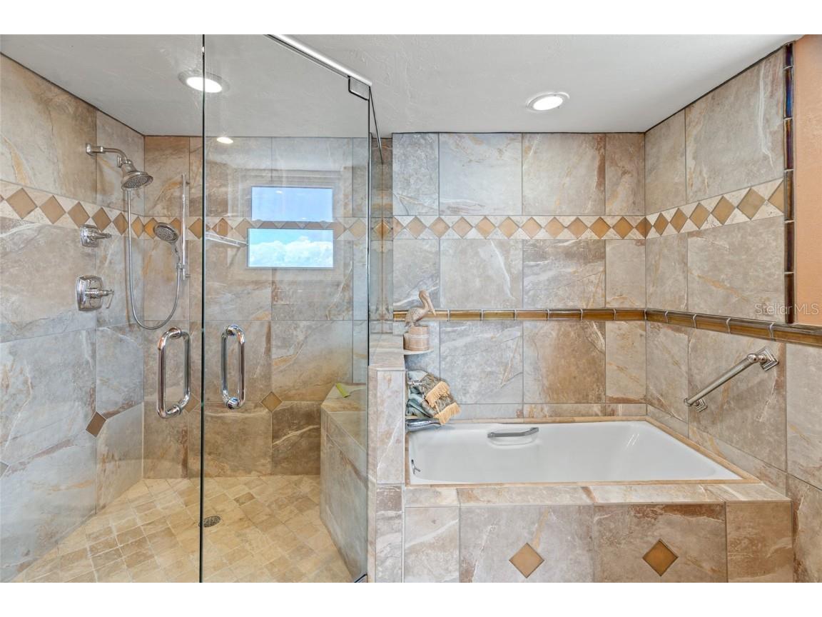 5200 Brittany Drive S #1202 Saint Petersburg FL 33715 TB8313152 image15