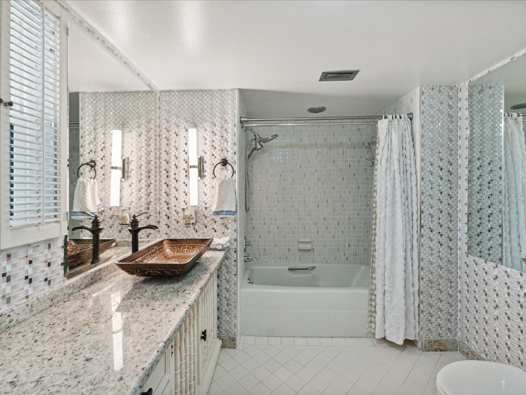 5200 Brittany Drive S #1204 Saint Petersburg FL 33715 TB8337764 image10