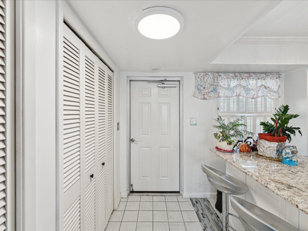 5200 Brittany Drive S #1204 Saint Petersburg FL 33715 TB8337764 image13