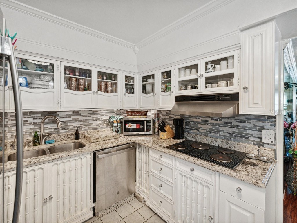 5200 Brittany Drive S #1204 Saint Petersburg FL 33715 TB8337764 image15