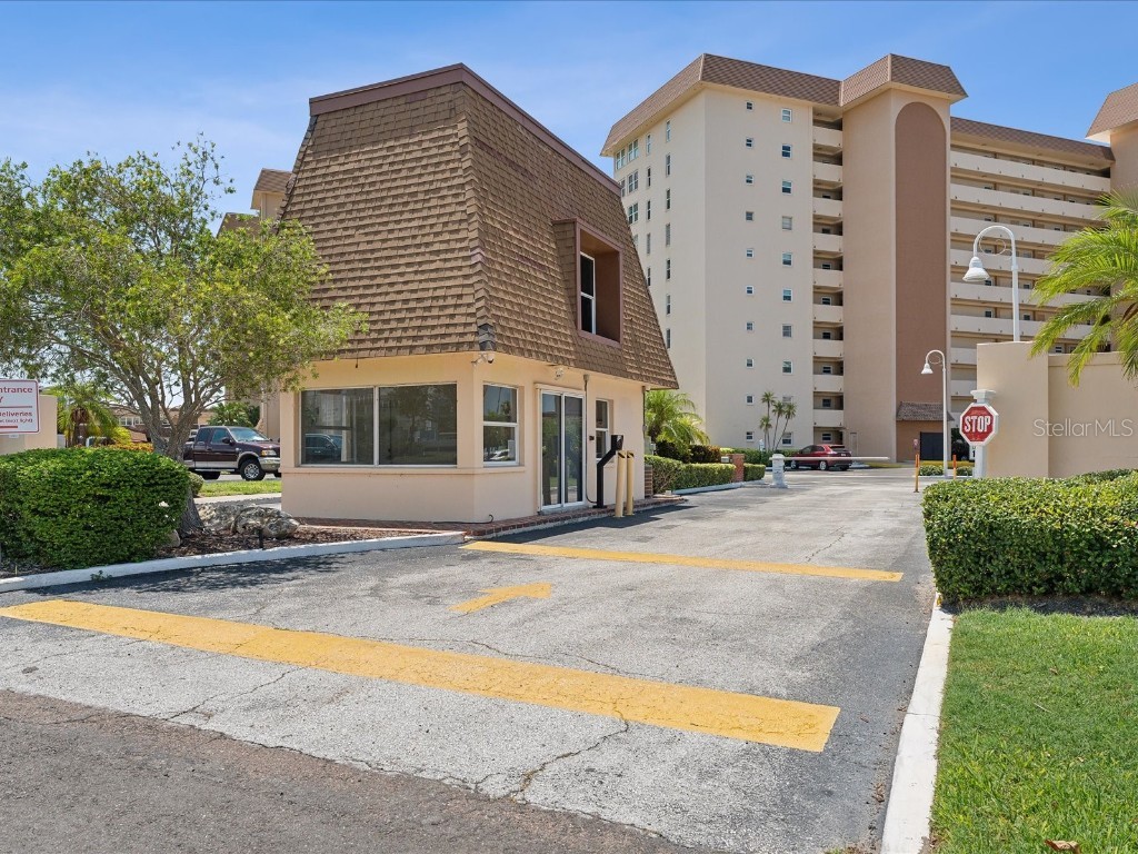 5200 Brittany Drive S #1204 Saint Petersburg FL 33715 TB8337764 image28