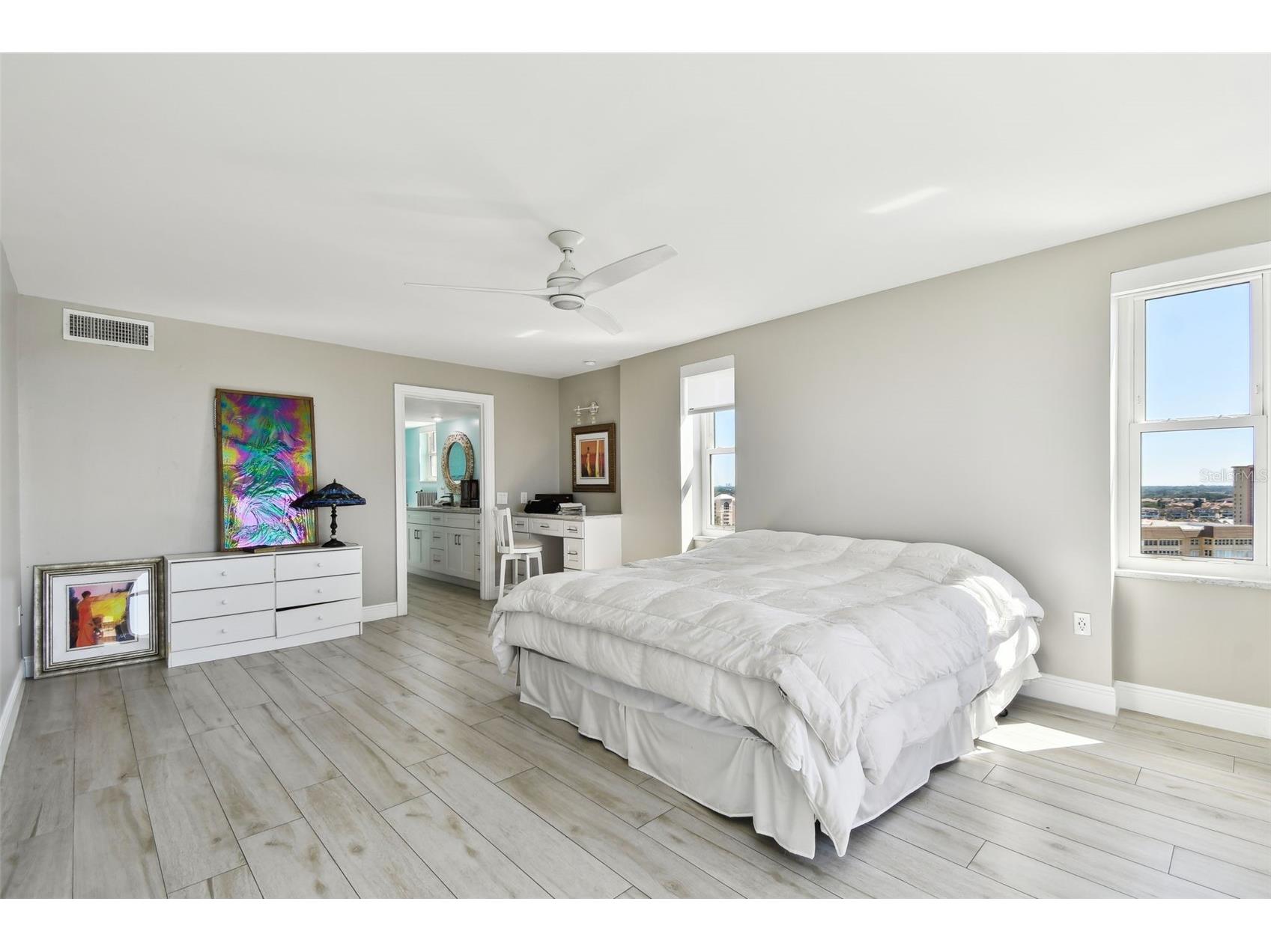 5200 Brittany Drive S #1502 Saint Petersburg FL 33715 - GULF & BOCA CIEGA BAY TB8468609 image20