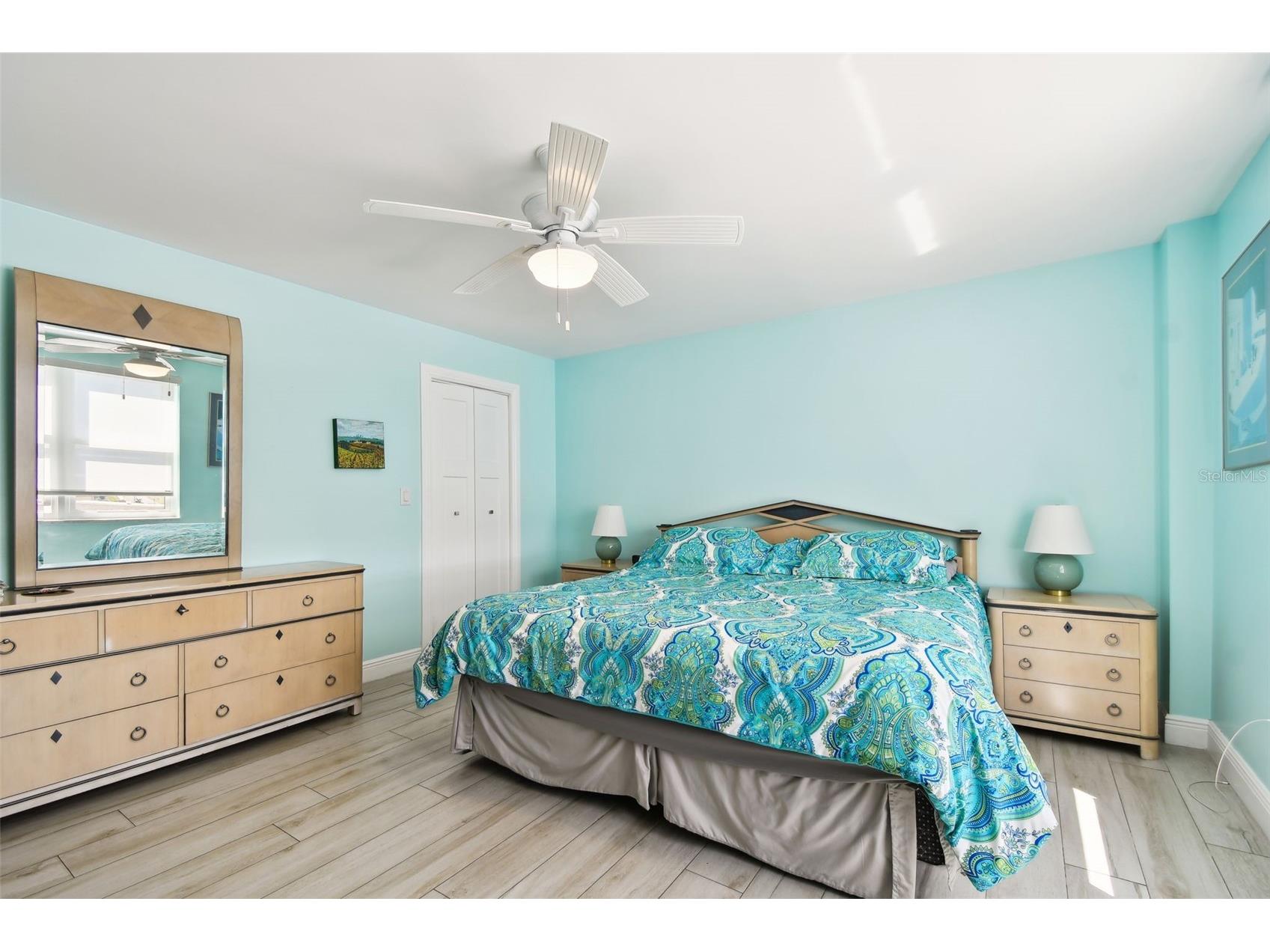 5200 Brittany Drive S #1502 Saint Petersburg FL 33715 - GULF & BOCA CIEGA BAY TB8468609 image42