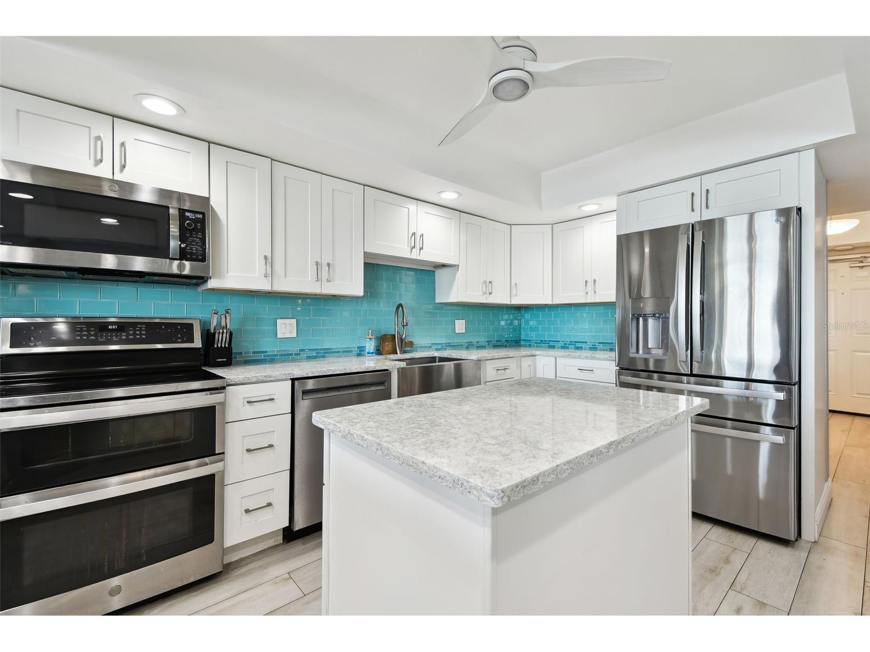 5200 Brittany Drive S #1502 Saint Petersburg FL 33715 - GULF & BOCA CIEGA BAY TB8468609 image8