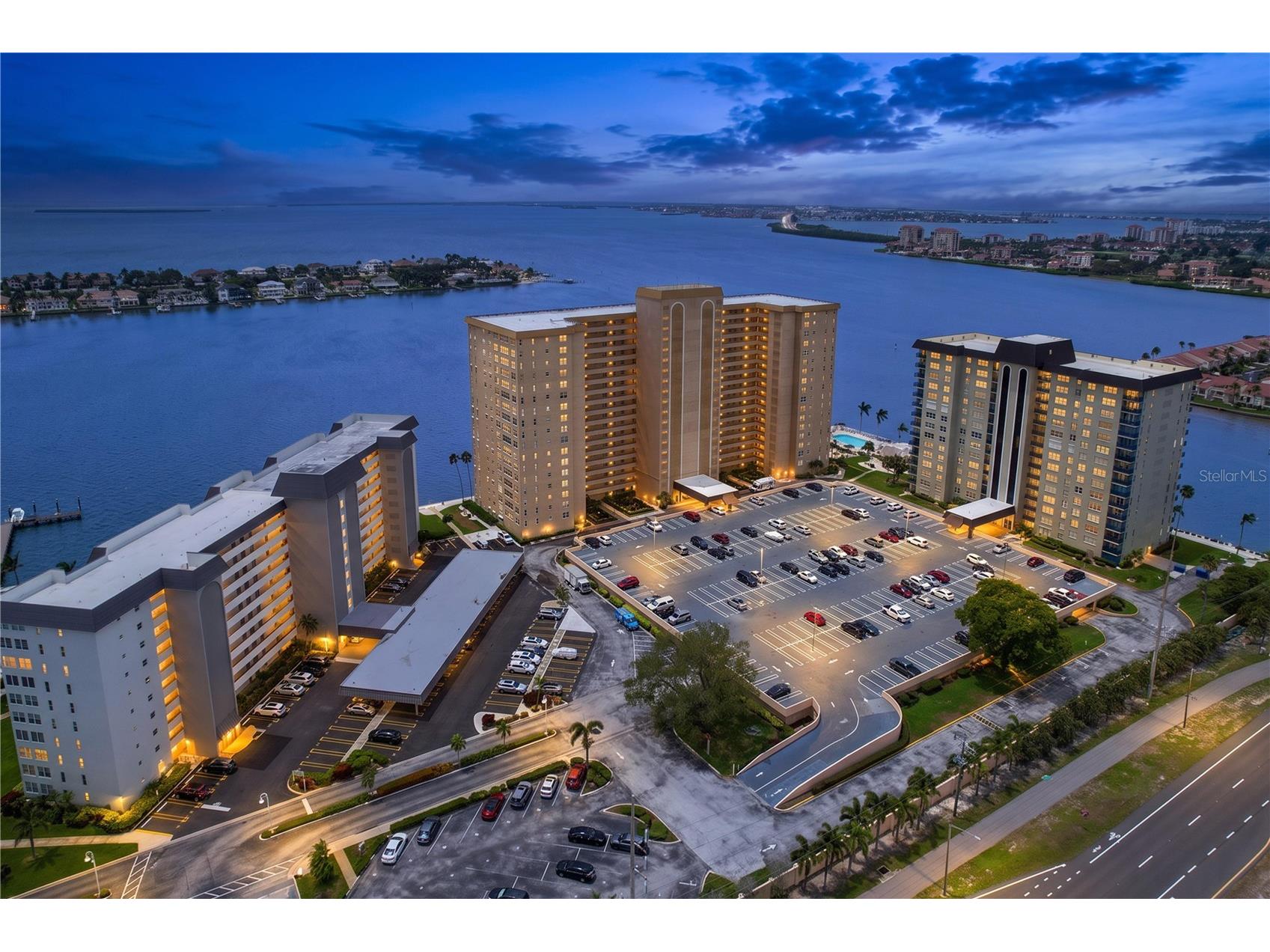 5200 Brittany Drive S #1502 Saint Petersburg FL 33715 - TAMPA BAY TB8529694 image1