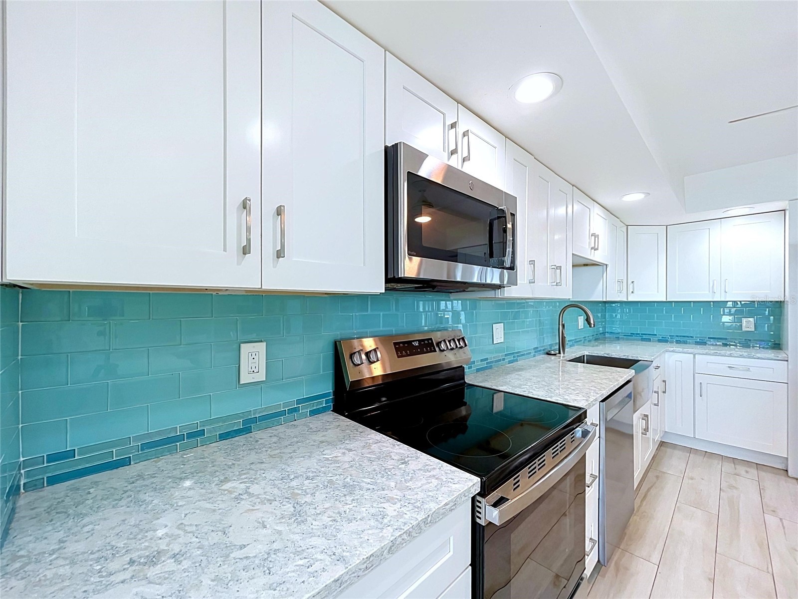 5200 Brittany Drive S #1502 Saint Petersburg FL 33715 - TAMPA BAY TB8529694 image10