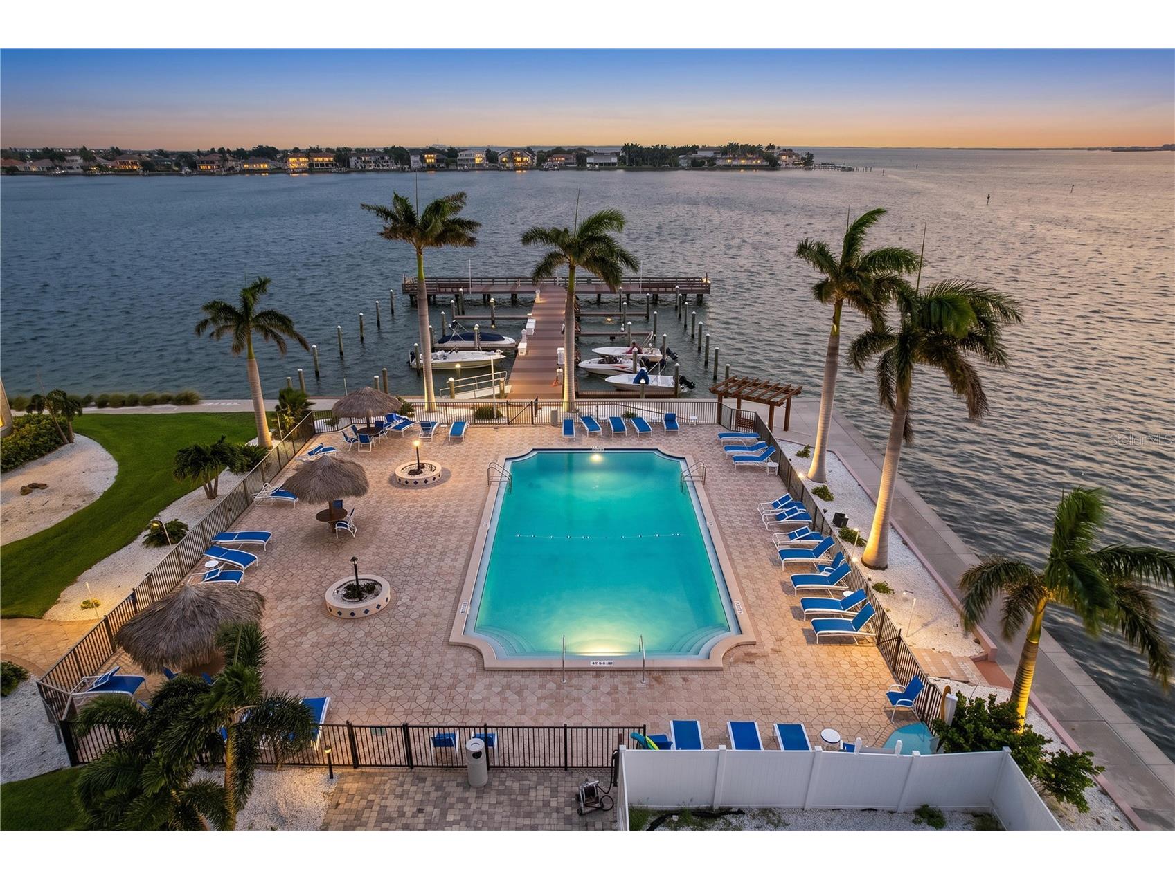 5200 Brittany Drive S #1502 Saint Petersburg FL 33715 - TAMPA BAY TB8529694 image3