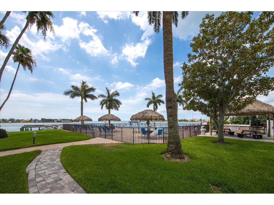 5200 Brittany Drive S #1503 Saint Petersburg FL 33715 TB8454323 image29