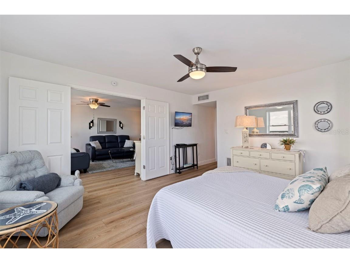 5200 Brittany Drive S #1701 Saint Petersburg FL 33715 TB8448144 image22