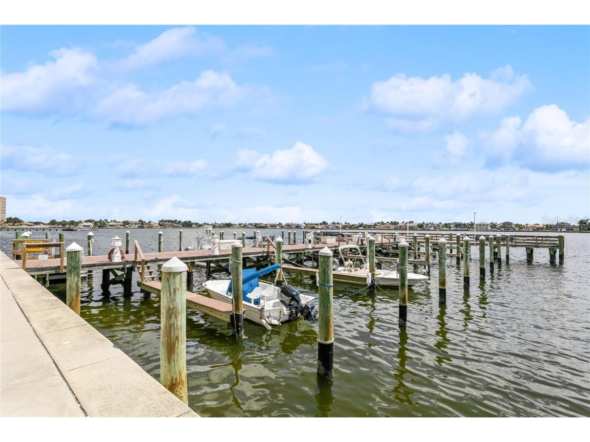 5200 Brittany Drive S #1708 Saint Petersburg FL 33715 TB8320700 image32