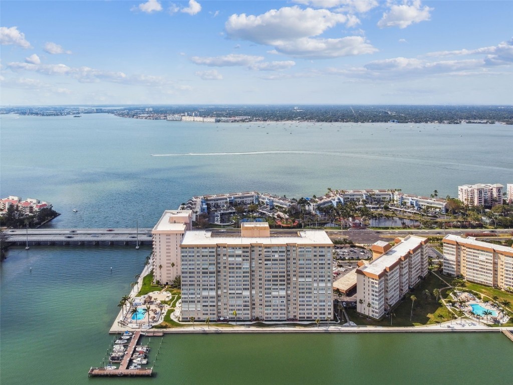 5200 Brittany Drive S #1801 Saint Petersburg FL 33715 - TAMPA BAY U8240682 image1