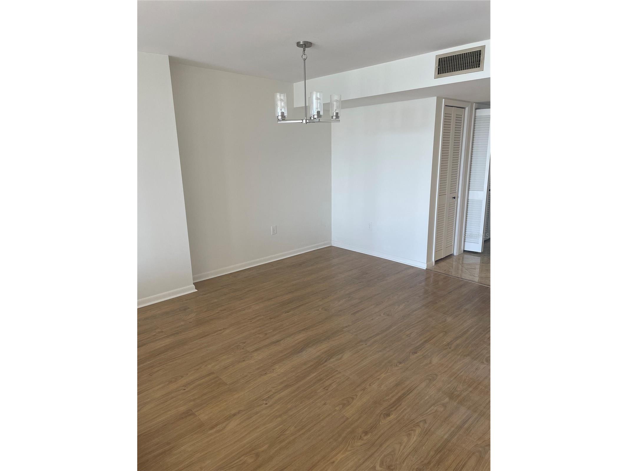 5200 Brittany Drive S #1804 Saint Petersburg FL 33715 TB8478170 image9