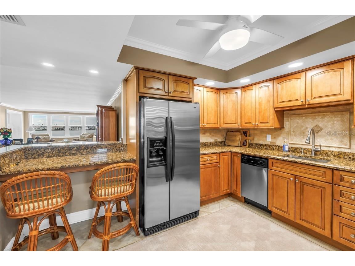 5200 Brittany Drive S #203 Saint Petersburg FL 33715 TB8426883 image23