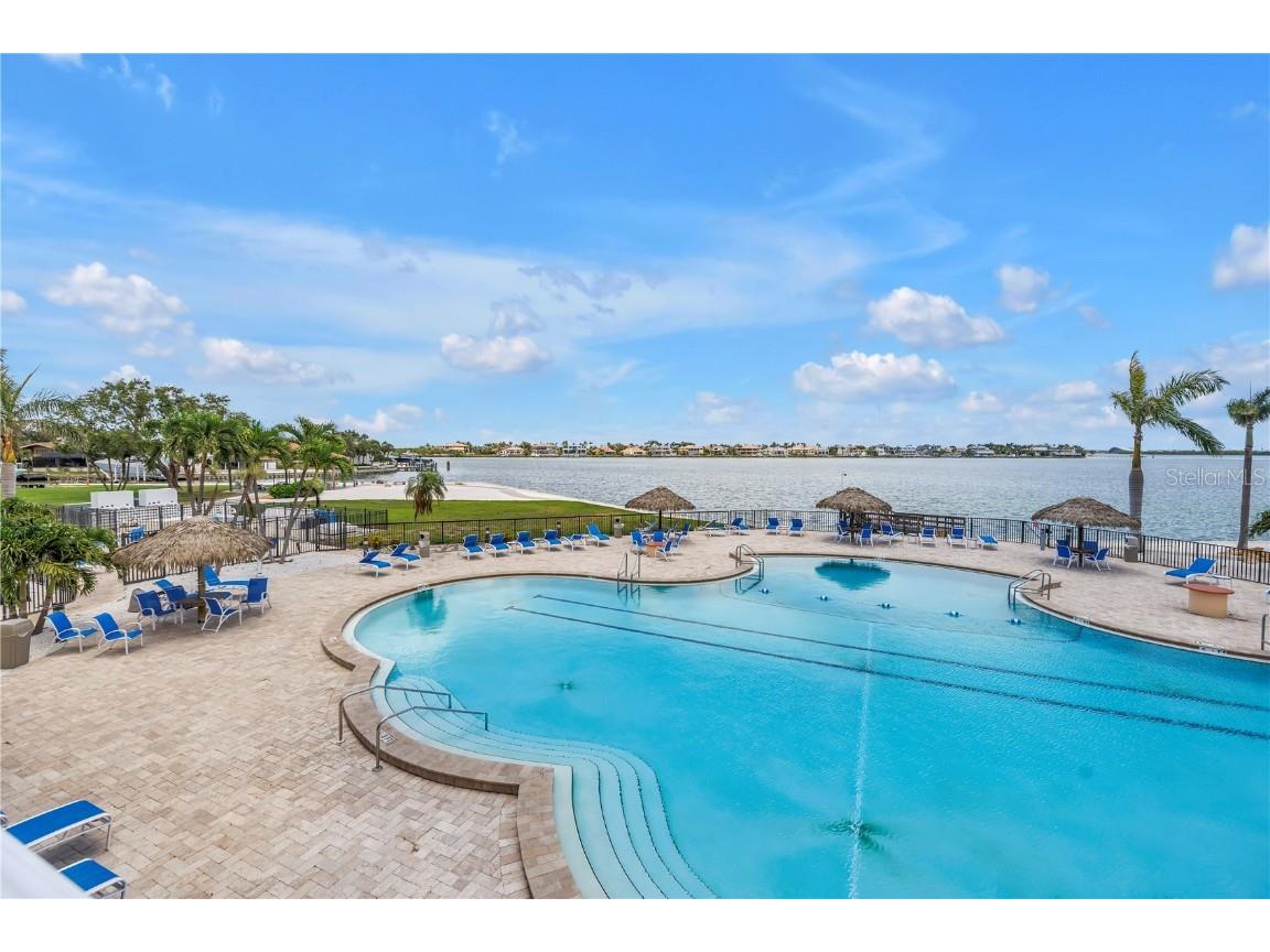 5200 Brittany Drive S #203 Saint Petersburg FL 33715 TB8426883 image77