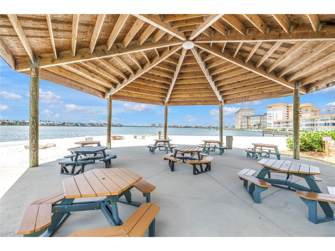 5200 Brittany Drive S #203 Saint Petersburg FL 33715 TB8426883 image83