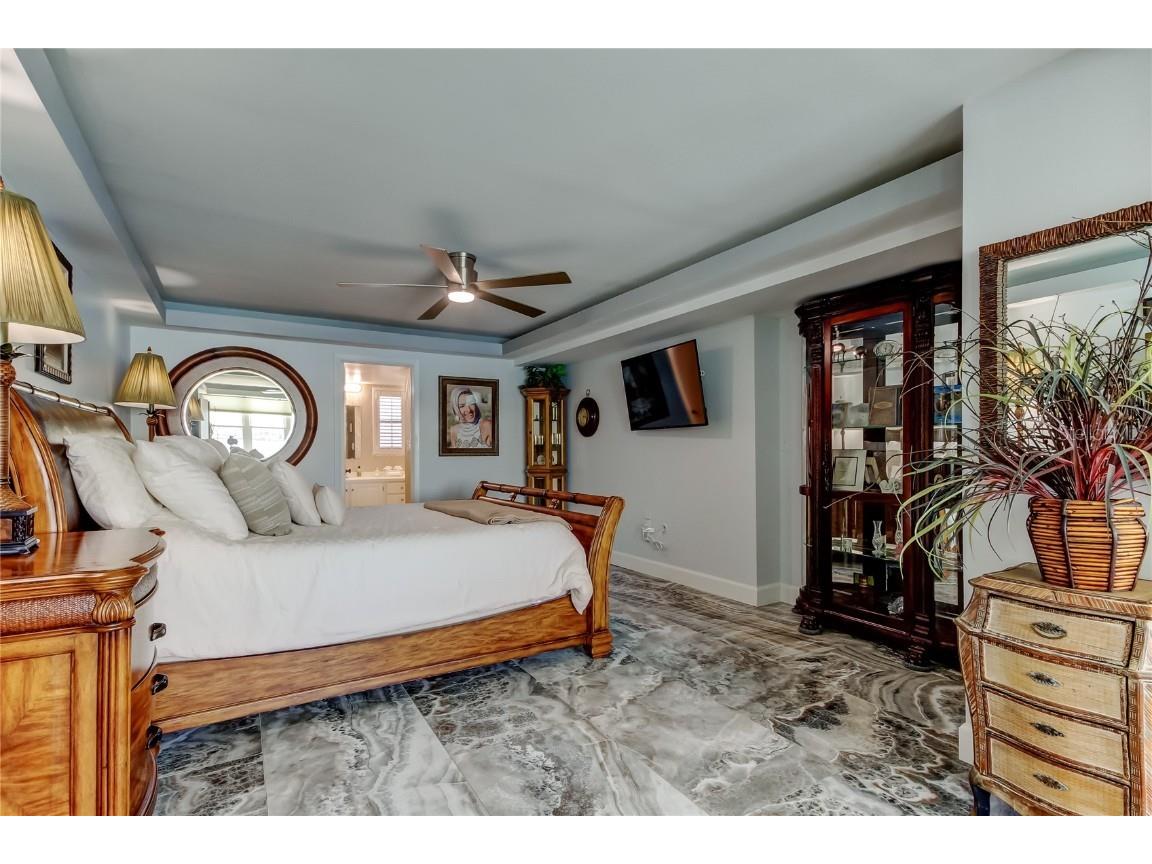 5200 Brittany Drive S #204 Saint Petersburg FL 33715 - TAMPA BAY TB8443865 image38