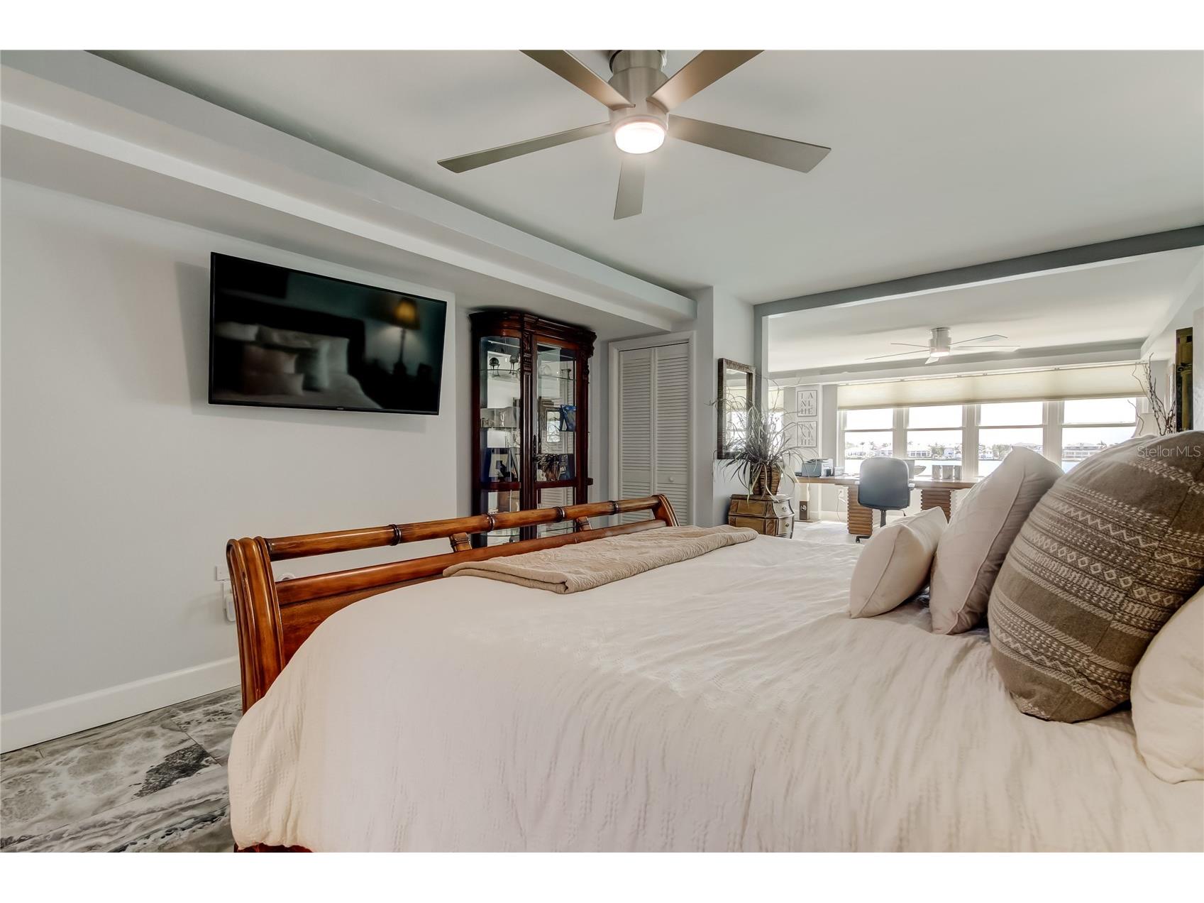 5200 Brittany Drive S #204 Saint Petersburg FL 33715 - TAMPA BAY TB8525282 image31