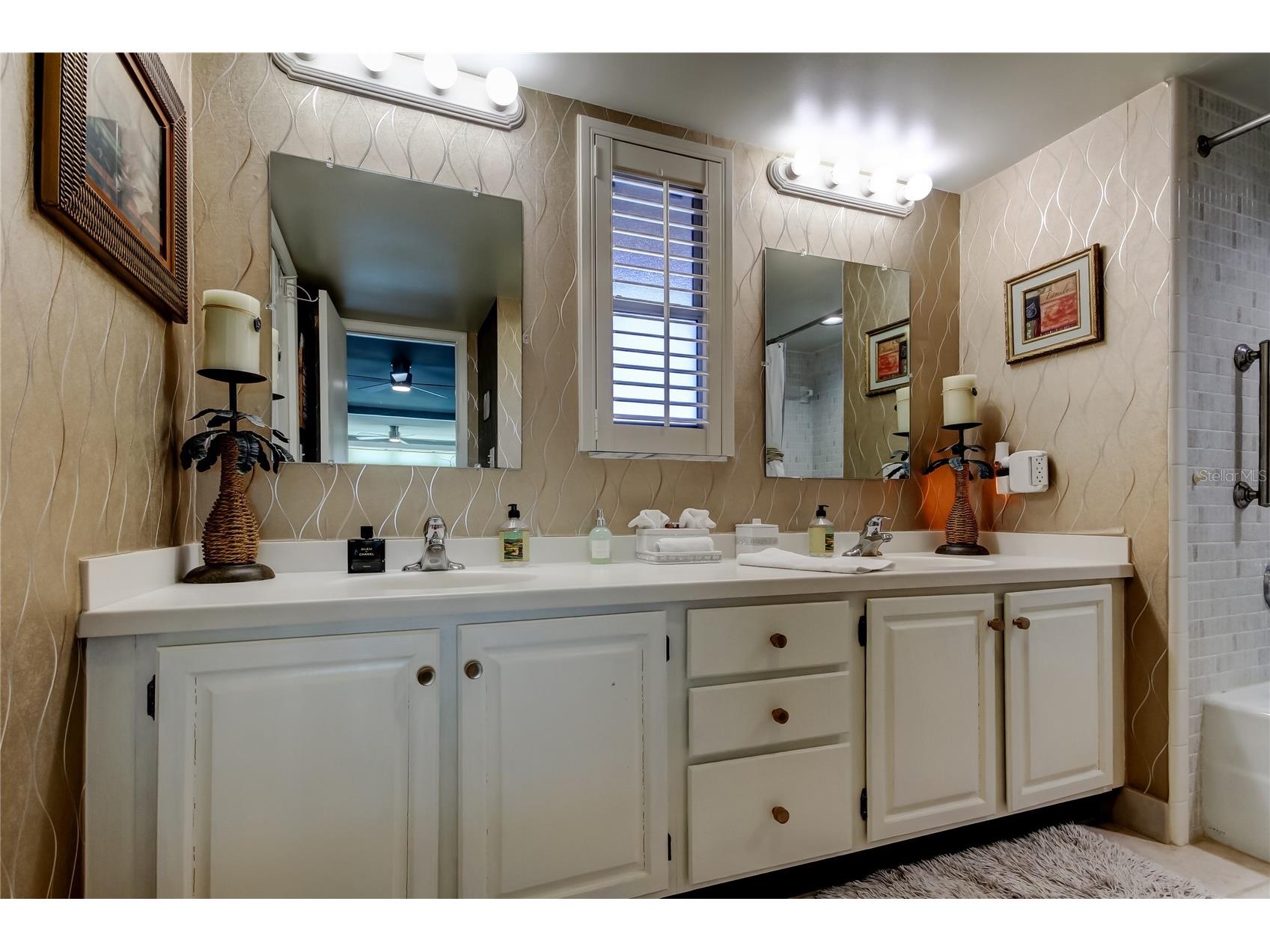 5200 Brittany Drive S #204 Saint Petersburg FL 33715 - TAMPA BAY TB8525282 image37
