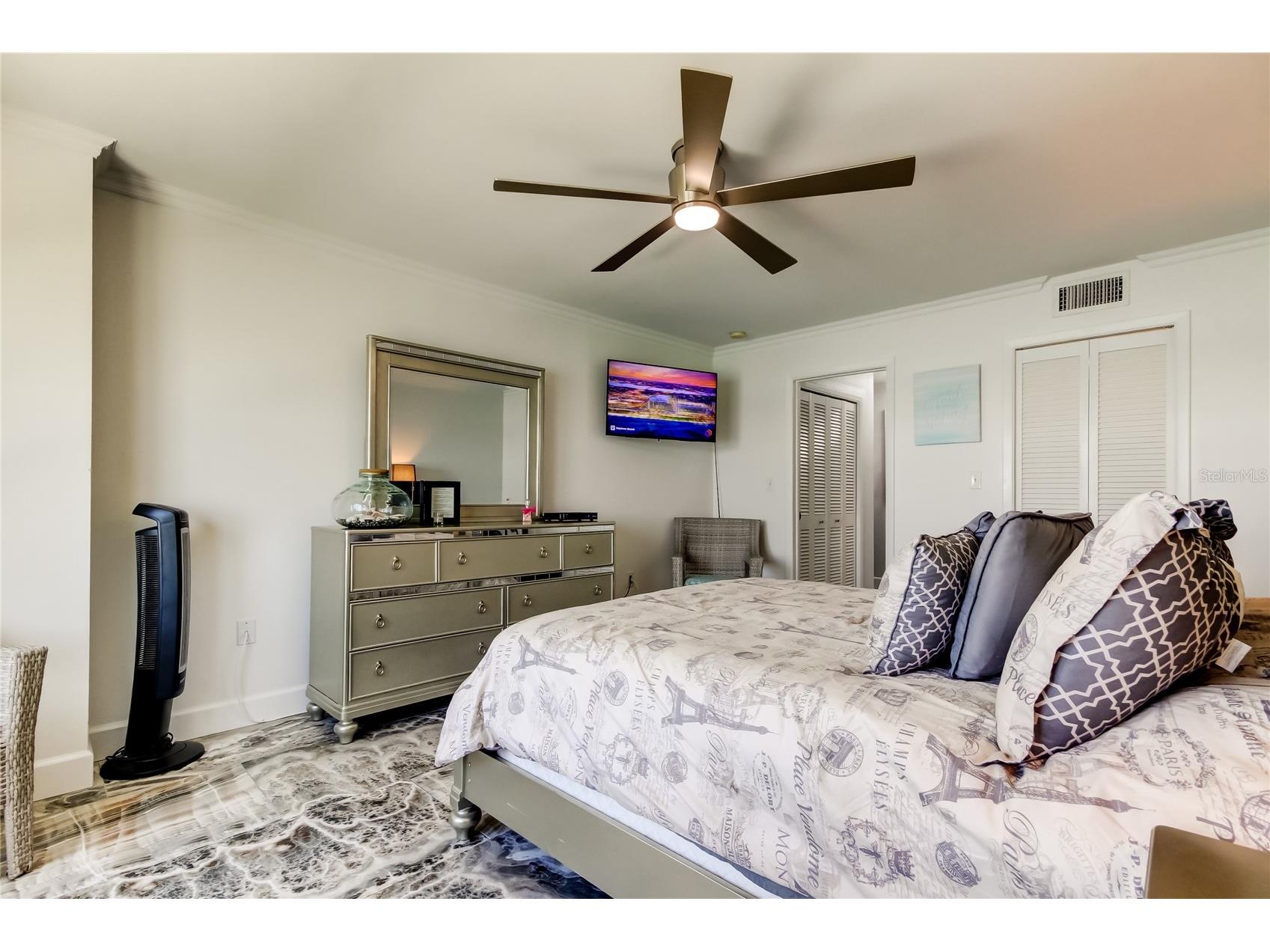 5200 Brittany Drive S #204 Saint Petersburg FL 33715 - TAMPA BAY TB8525282 image42