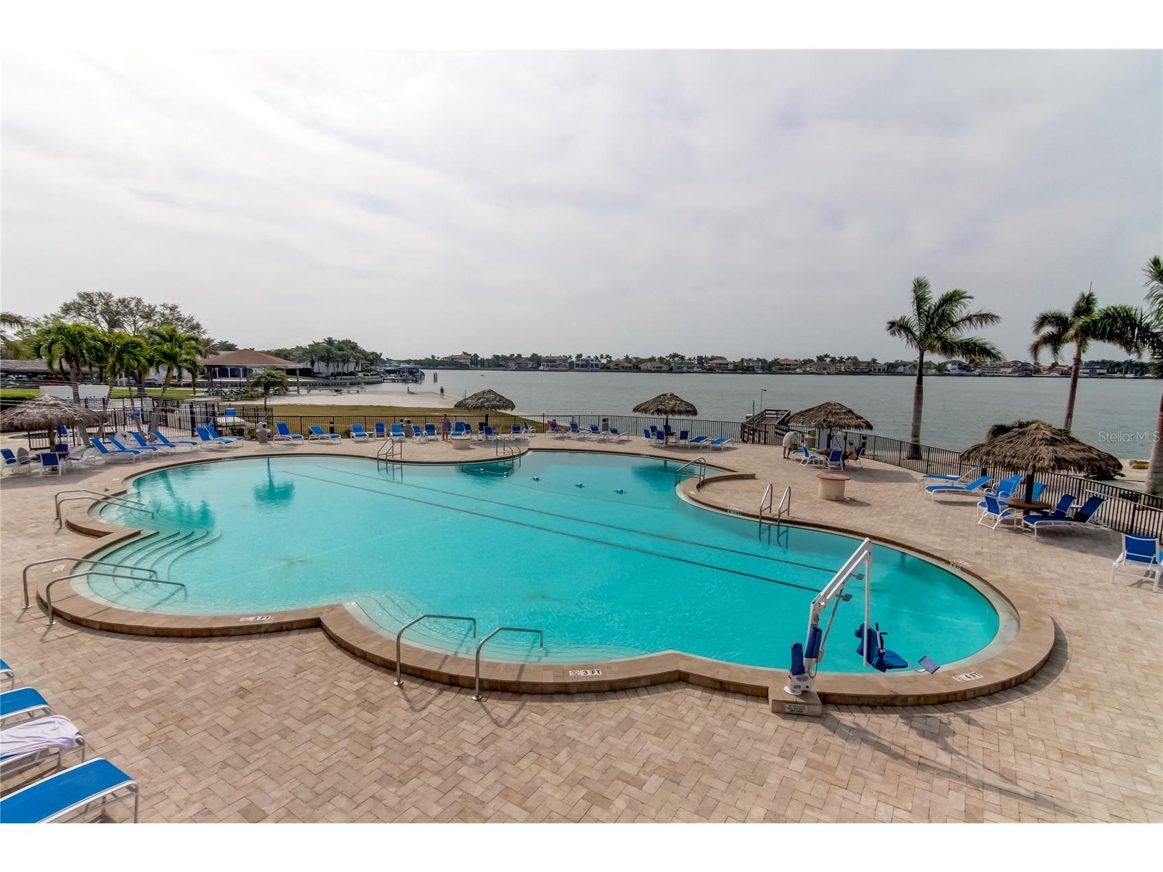 5200 Brittany Drive S #204 Saint Petersburg FL 33715 - TAMPA BAY TB8525282 image56