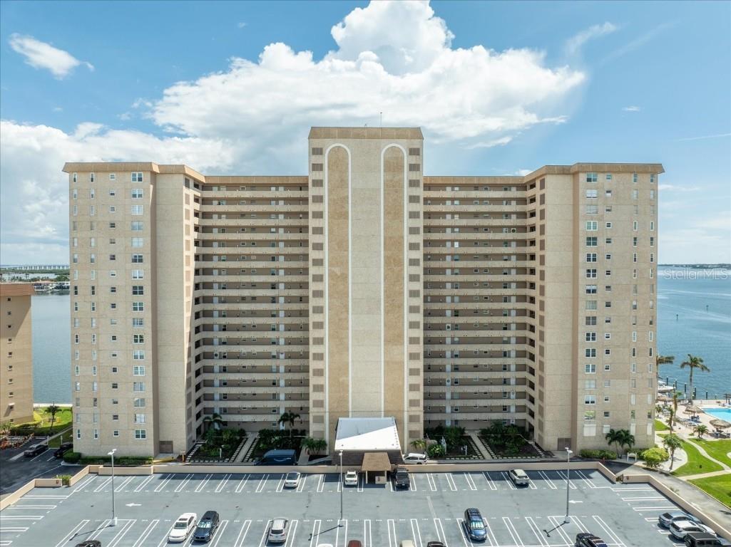 5200 Brittany Drive S #303 Saint Petersburg FL 33715 TB8438735 image1
