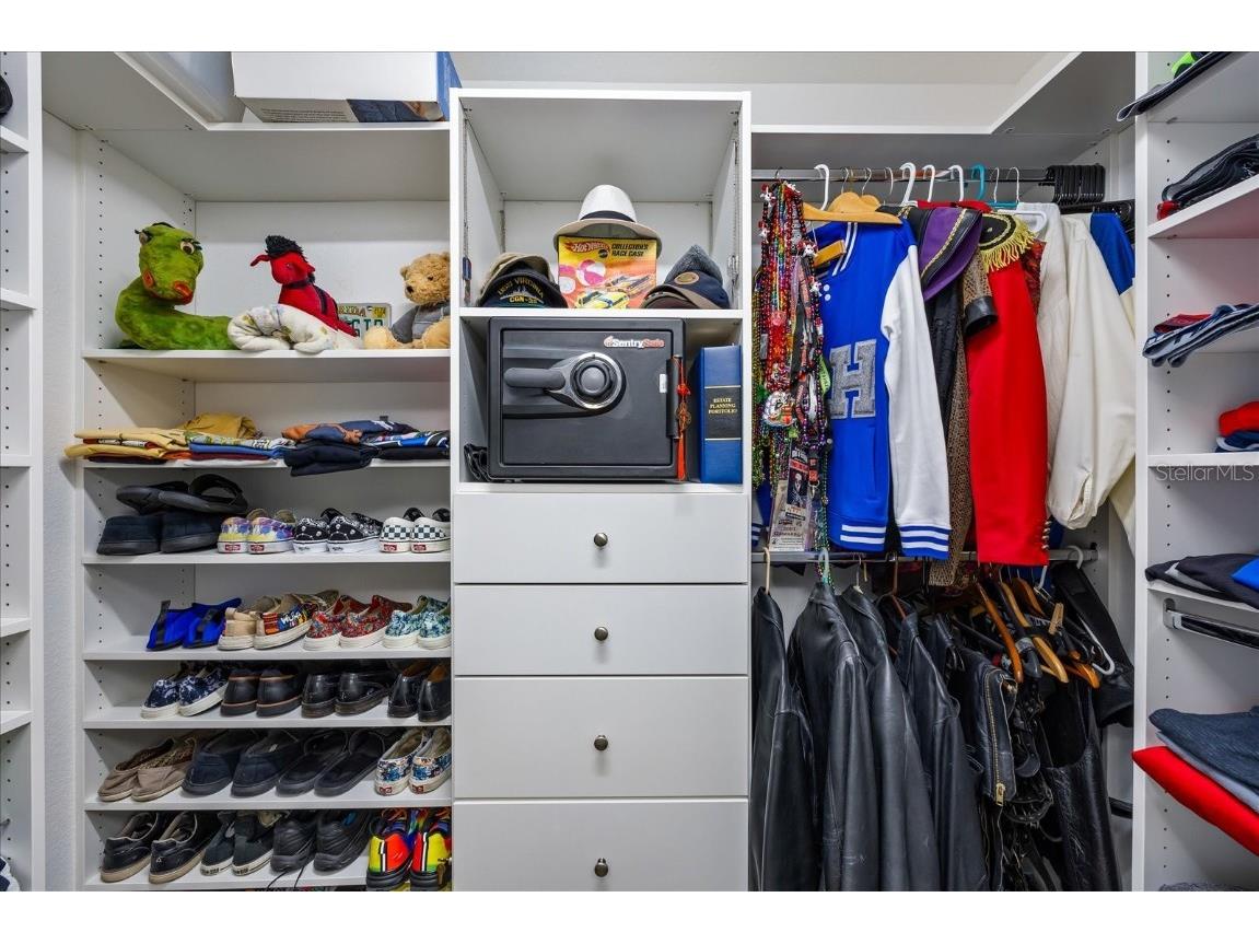 5200 Brittany Drive S #303 Saint Petersburg FL 33715 TB8438735 image17