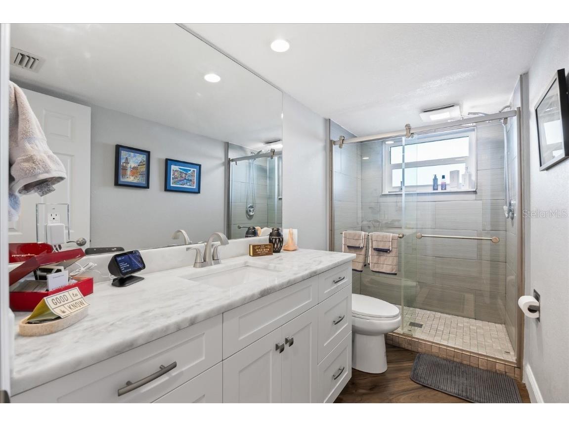 5200 Brittany Drive S #303 Saint Petersburg FL 33715 TB8438735 image18