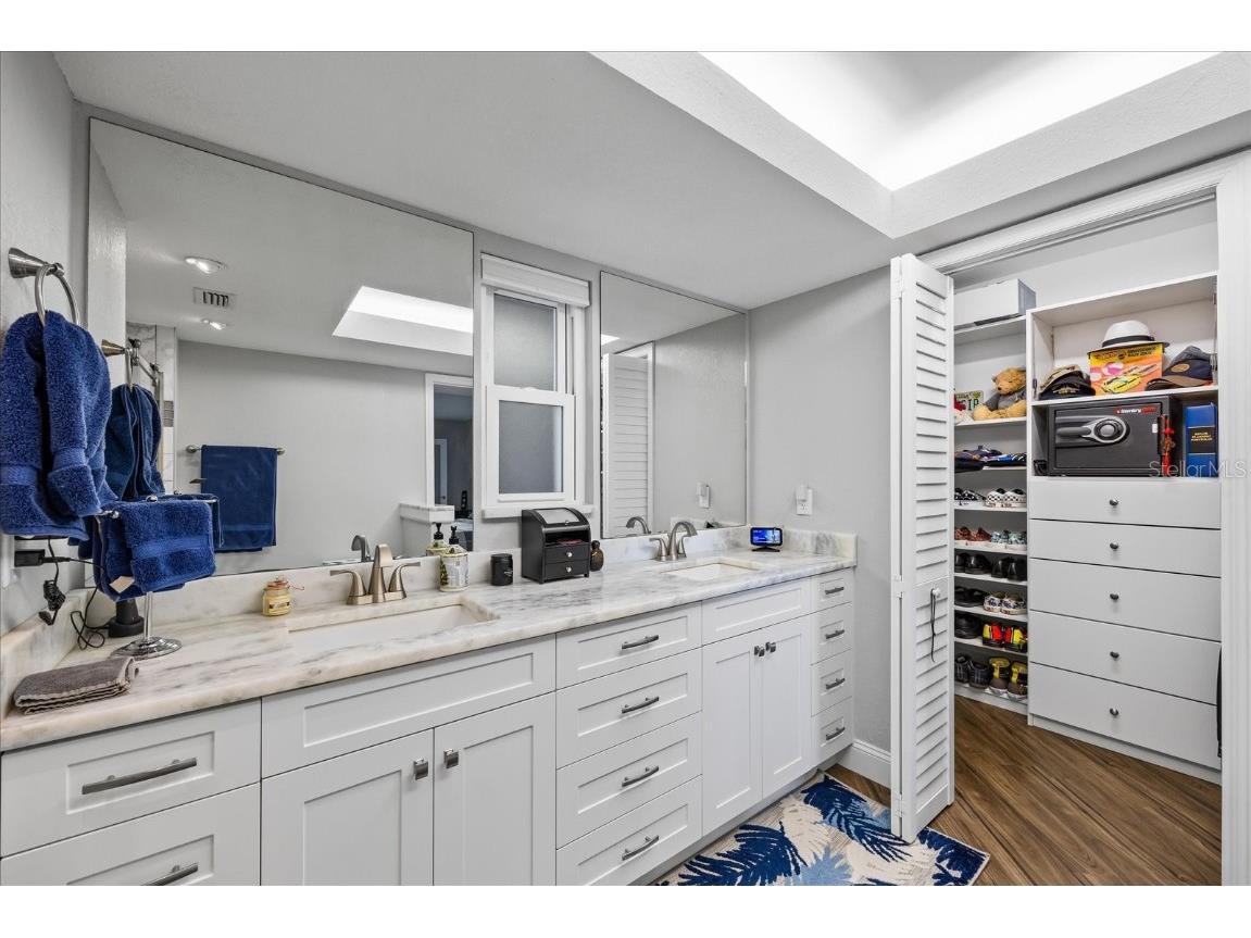 5200 Brittany Drive S #303 Saint Petersburg FL 33715 TB8438735 image24