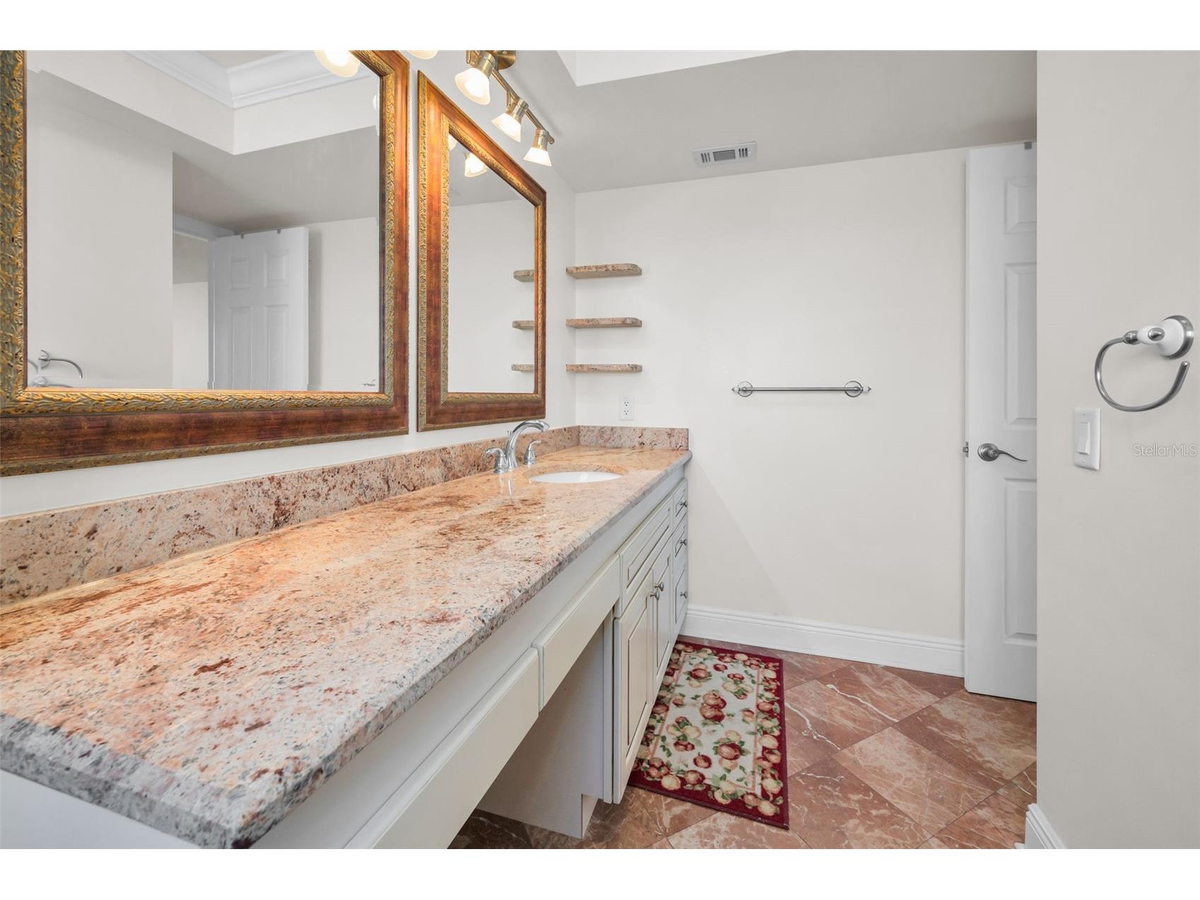 5200 Brittany Drive S #510 Saint Petersburg FL 33715 TB8429472 image19