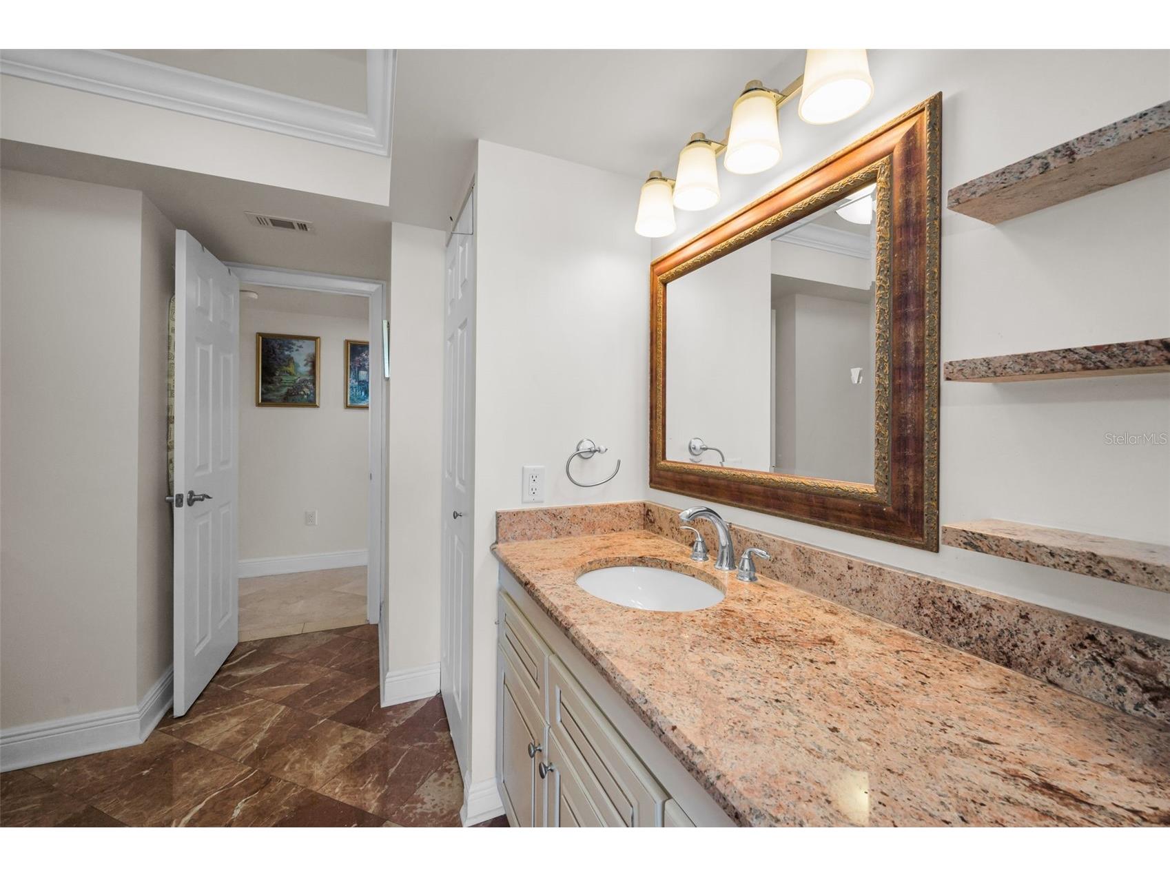 5200 Brittany Drive S #510 Saint Petersburg FL 33715 TB8429472 image21