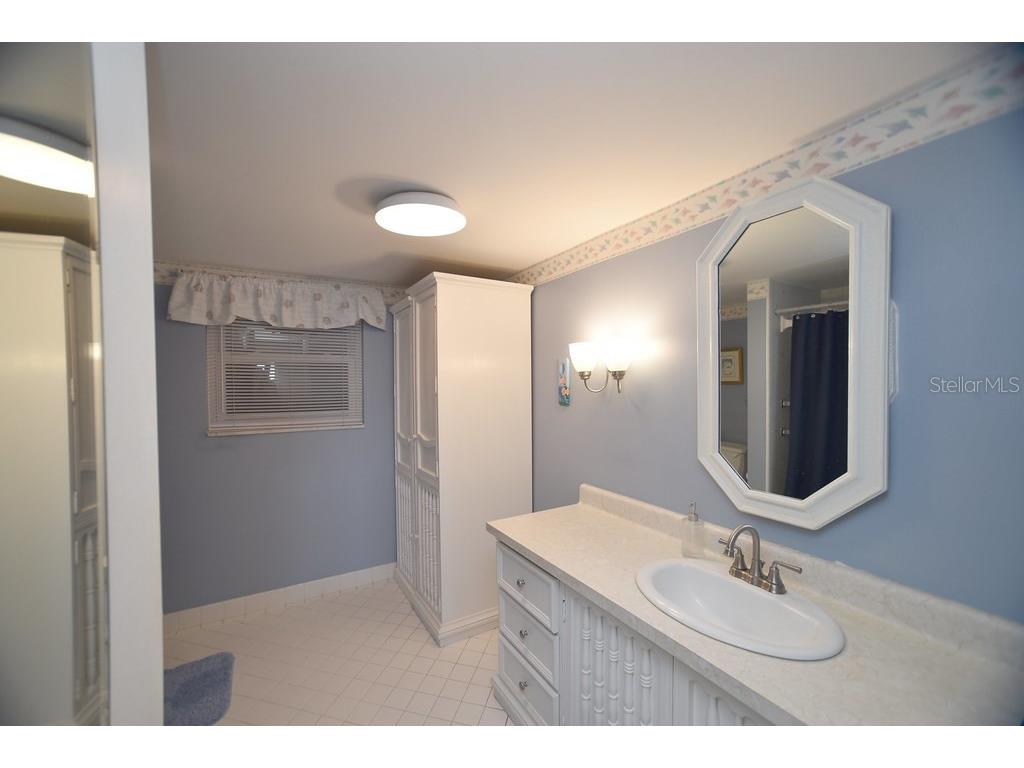 5200 Brittany Drive S #606 Saint Petersburg FL 33715 - BOCA CIEGA BAY / GULF TB8450314 image13