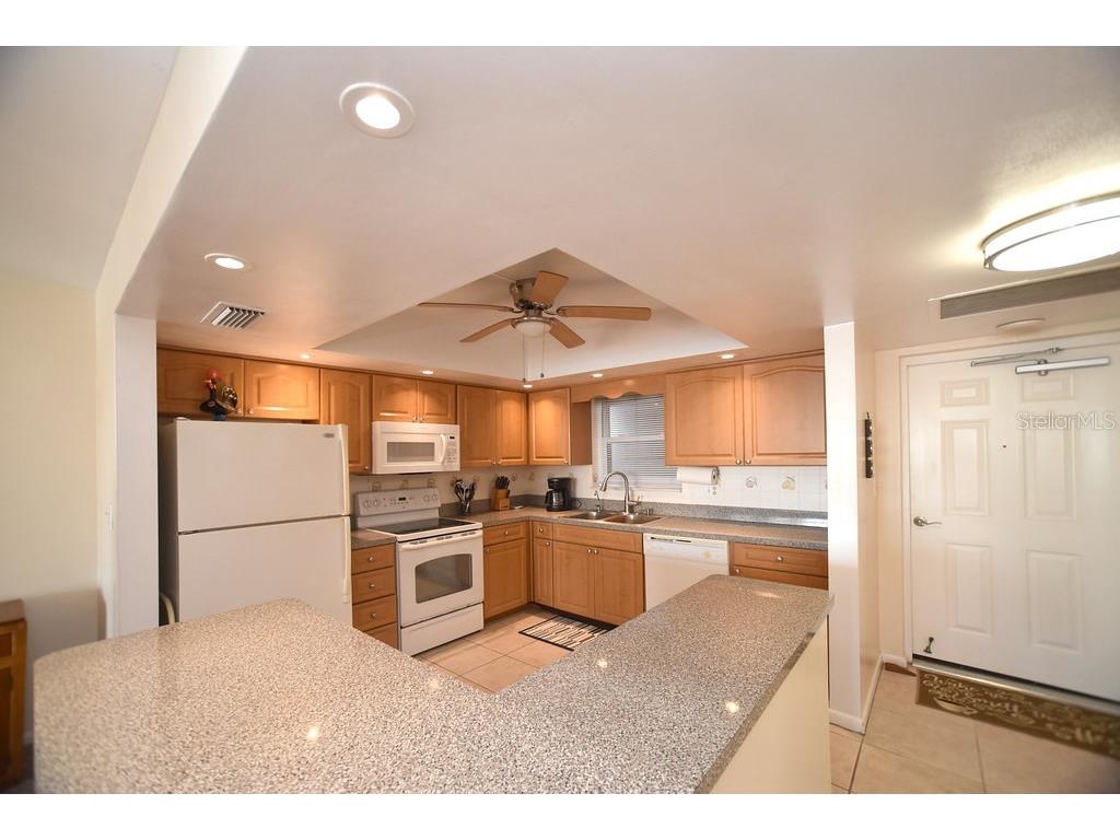5200 Brittany Drive S #606 Saint Petersburg FL 33715 - BOCA CIEGA BAY / GULF TB8450314 image17