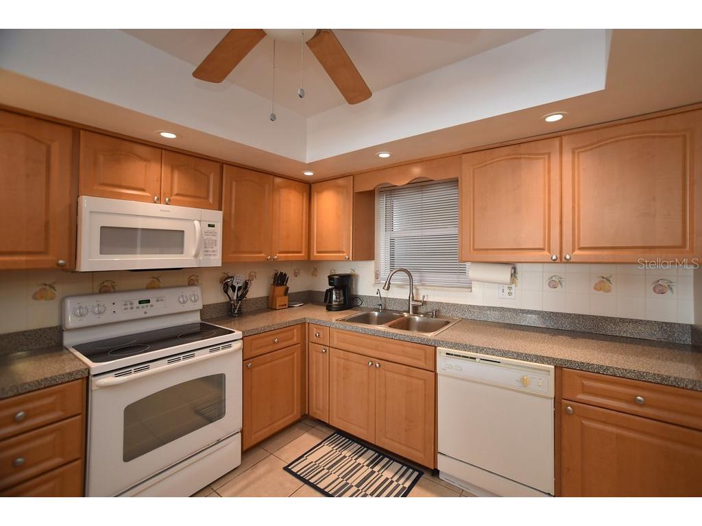 5200 Brittany Drive S #606 Saint Petersburg FL 33715 - BOCA CIEGA BAY / GULF TB8450314 image2