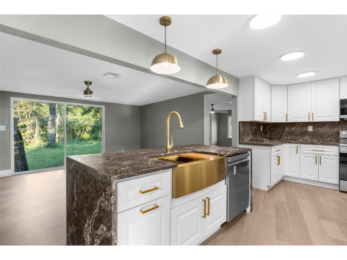 5200 Cyril Drive Dade City FL 33523 - WITHLACOOCHEE RIVER W7878685 image5