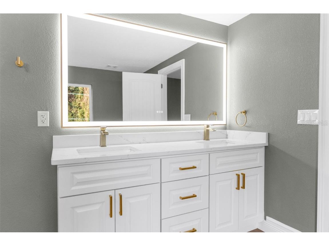 5200 Cyril Drive Dade City FL 33523 - WITHLACOOCHEE RIVER W7878685 image9