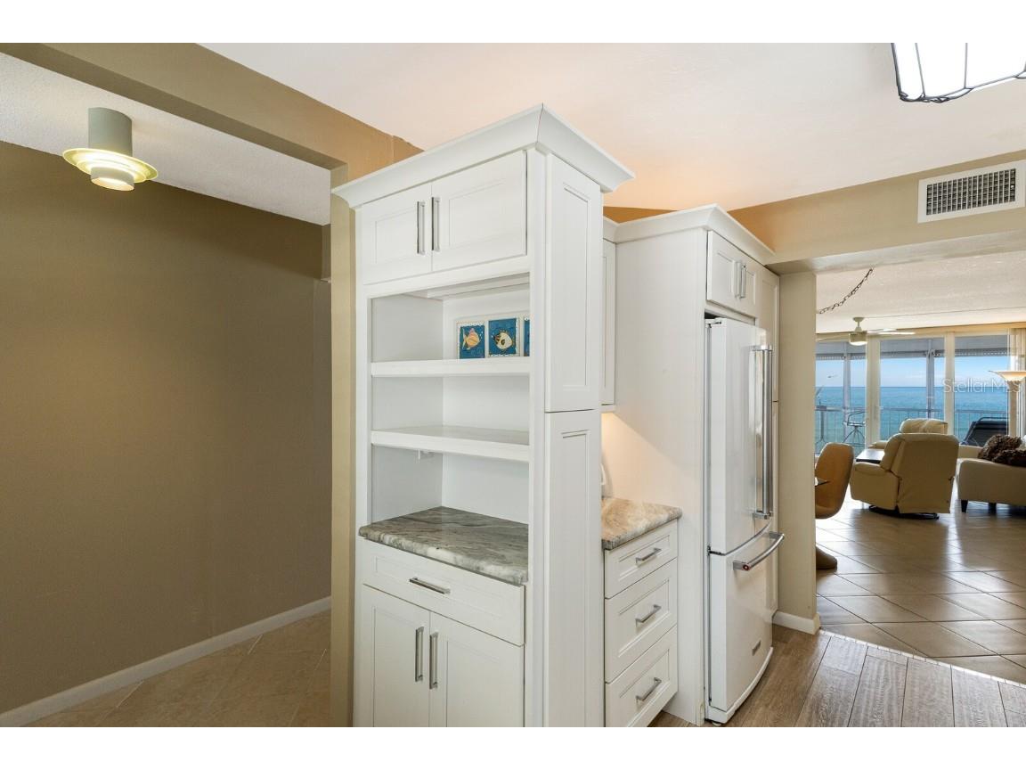 5200 Gulf Drive #302 Holmes Beach FL 34217 - GULF OF MEXICO A4657607 image17