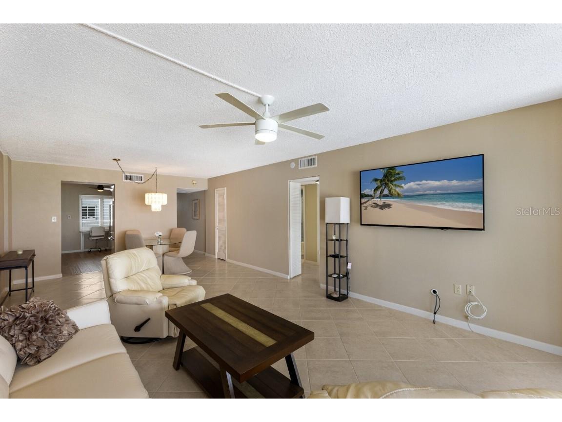 5200 Gulf Drive #302 Holmes Beach FL 34217 - GULF OF MEXICO A4657607 image27
