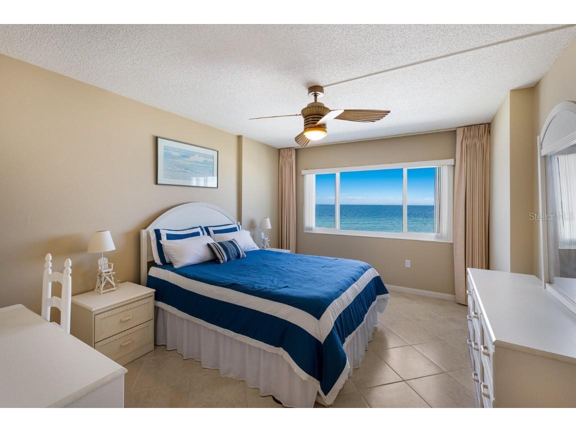 5200 Gulf Drive #302 Holmes Beach FL 34217 - GULF OF MEXICO A4657607 image3