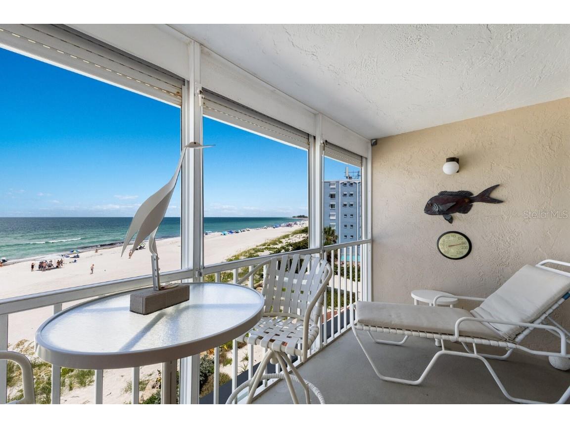 5200 Gulf Drive #302 Holmes Beach FL 34217 - GULF OF MEXICO A4657607 image7