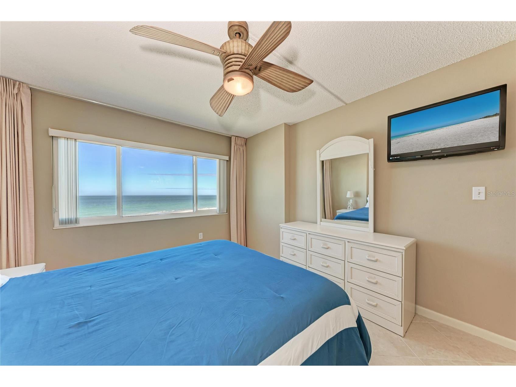 5200 Gulf Drive #302 Holmes Beach FL 34217 - GULF OF MEXICO A4677566 image26