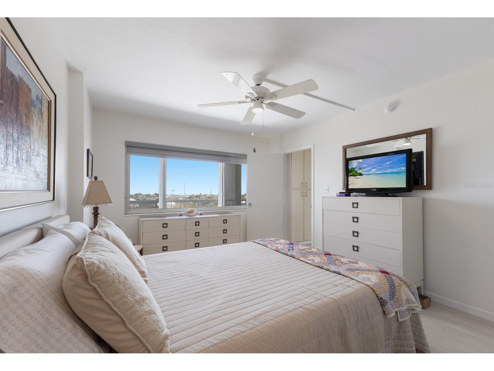 5200 Gulf Drive #408 Holmes Beach FL 34217 - GULF OF AMERICA A4678254 image7