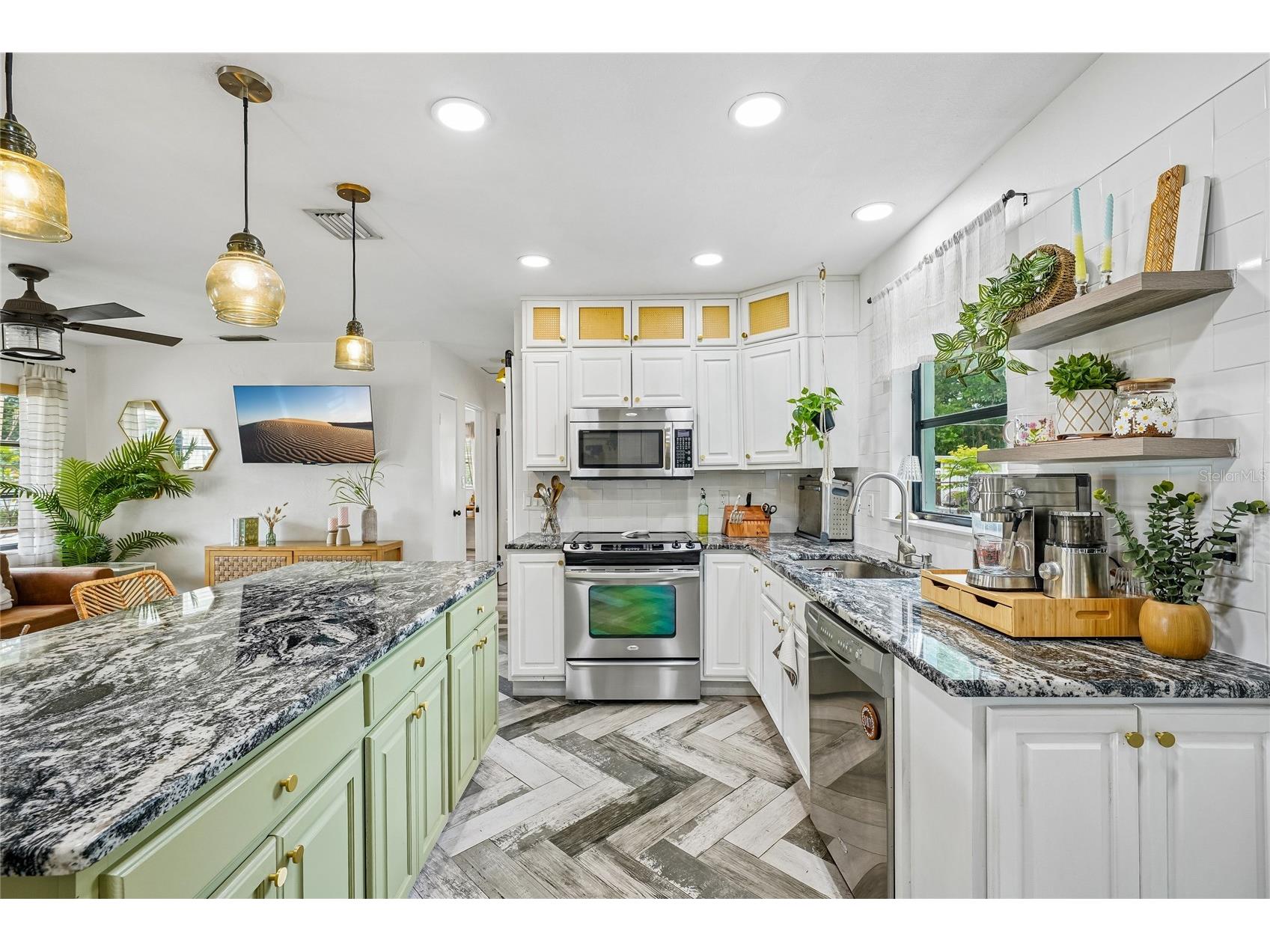 5201 11th Avenue N Saint Petersburg FL 33710 TB8509597 image13