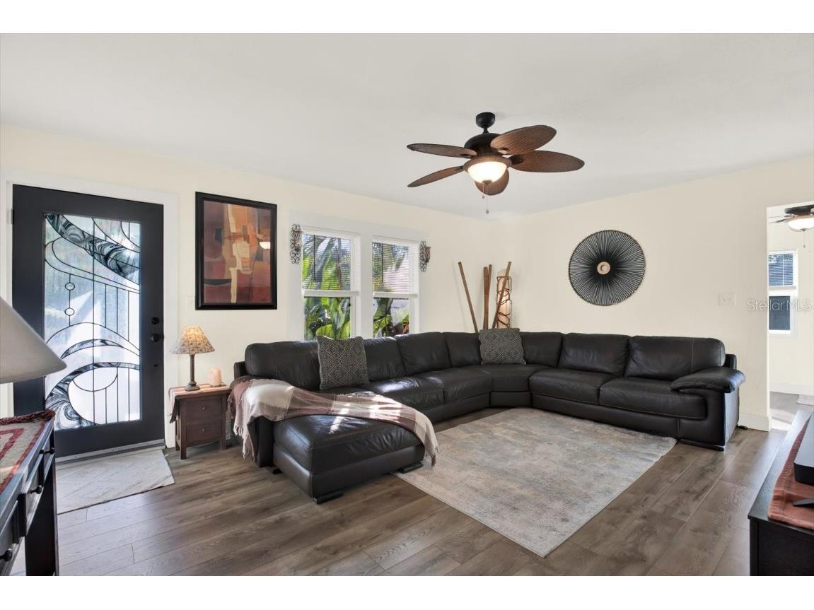 5201 18th Avenue S Gulfport FL 33707 TB8454368 image3